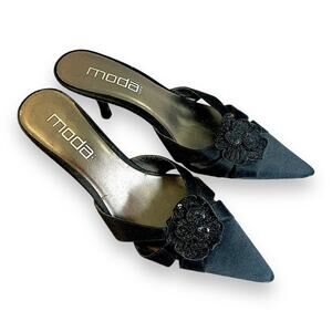 Moda Black Pointed Mules with Floral Detail